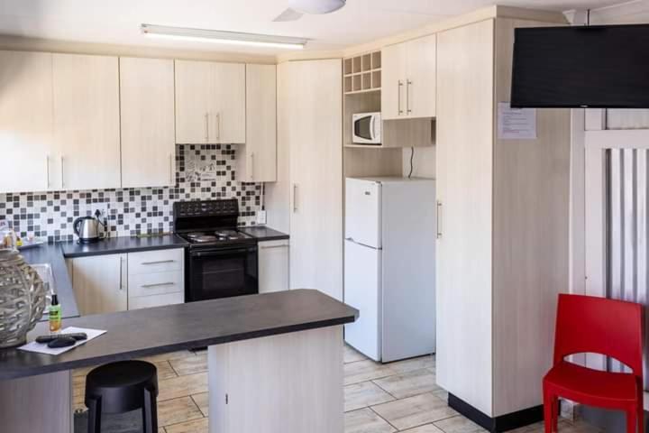 Mykhaya-Your Home Away From Home Kempton Park Dış mekan fotoğraf